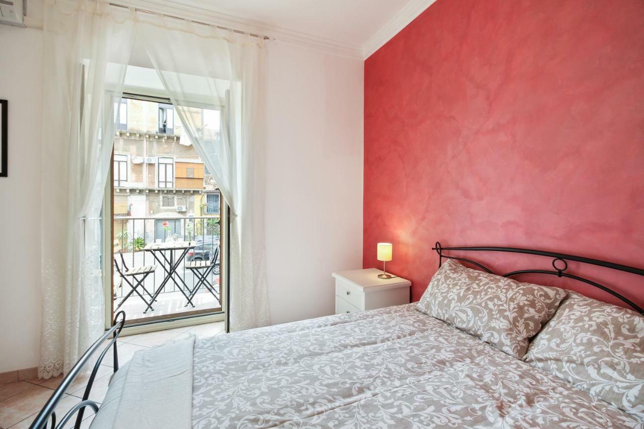 Central Balcony Apartment Catania Ngoại thất bức ảnh