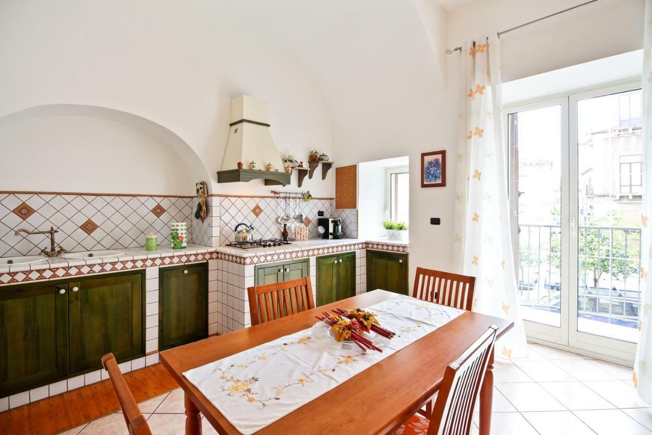 Central Balcony Apartment Catania Ngoại thất bức ảnh
